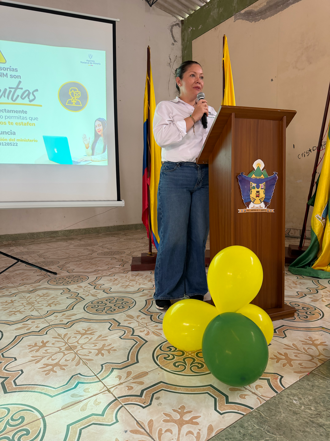 Jornada de Buenas Prácticas, asociatividad y formalización minera, realizada en los Andes, Sotomayor - Nariño