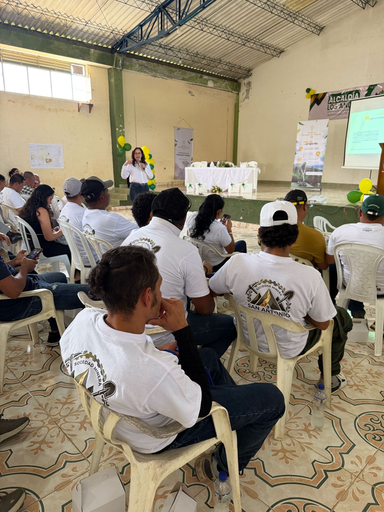 Jornada de Buenas Prácticas, asociatividad y formalización minera, realizada en los Andes, Sotomayor - Nariño